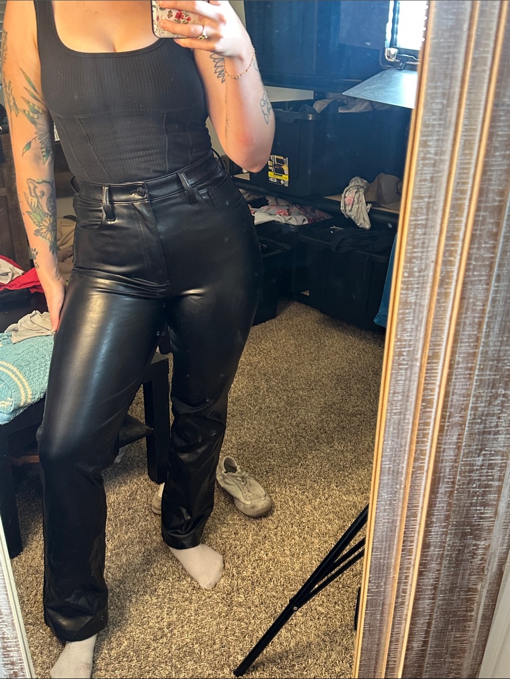 Abercrombie & Fitch 90s Straight Leather Pants